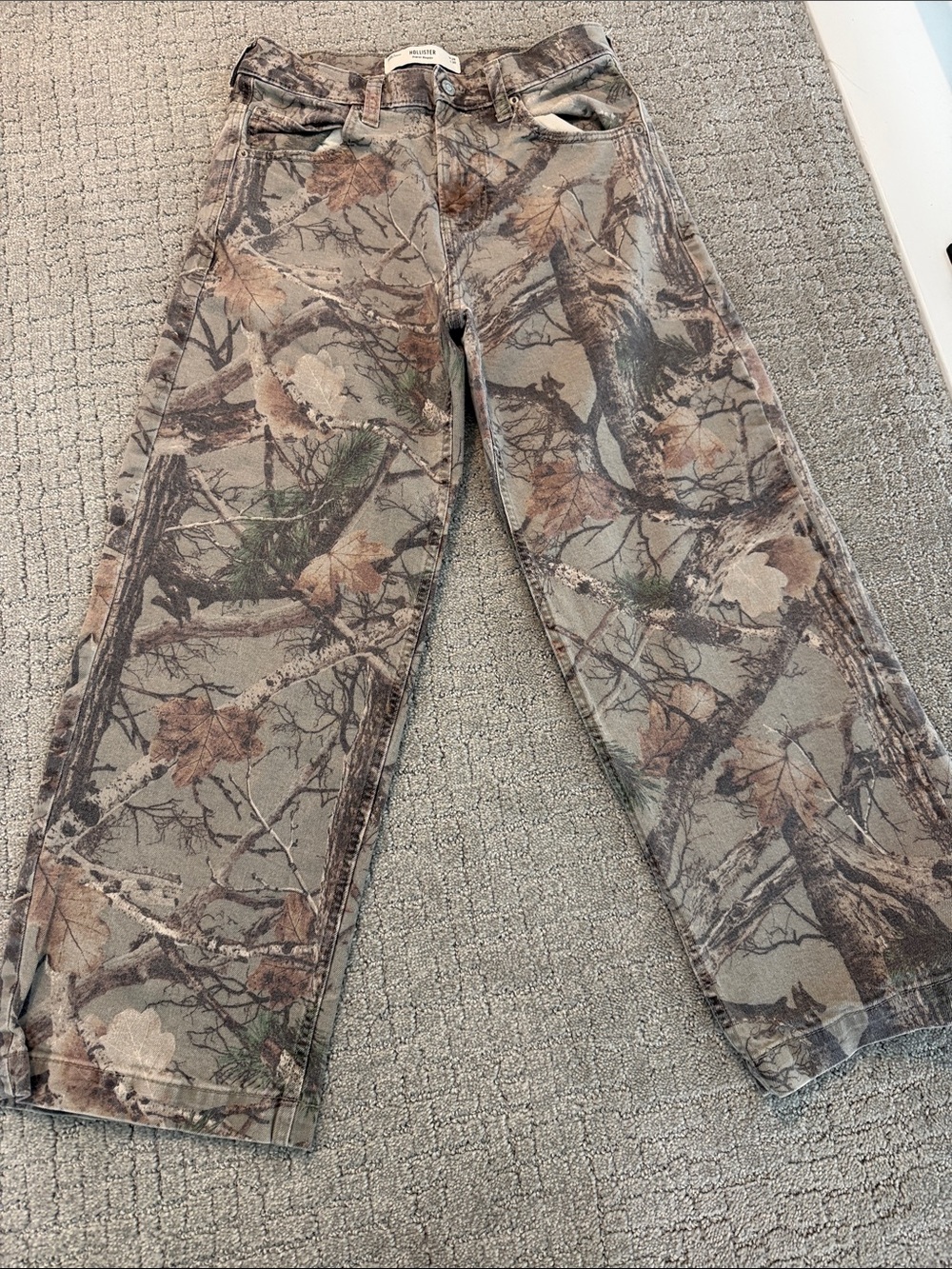 Men’s Hollister super baggy jeans
